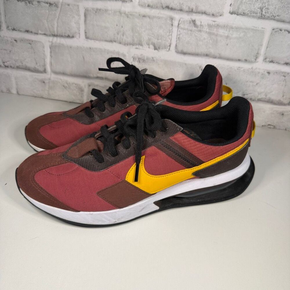 Nike Air Max Pre-Day Cedar red Pollen Yellow Size 10